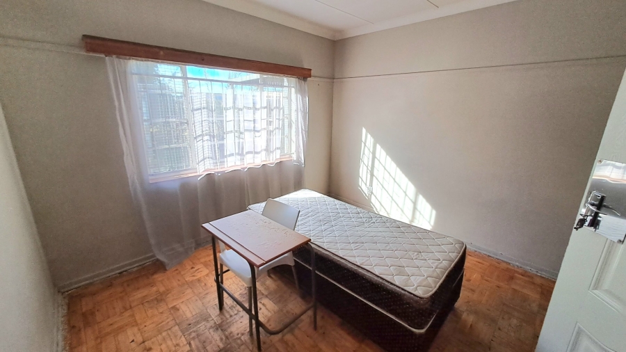 7 Bedroom Property for Sale in Willows Free State